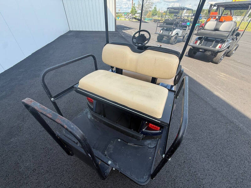 2003 E-Z-GO TXT