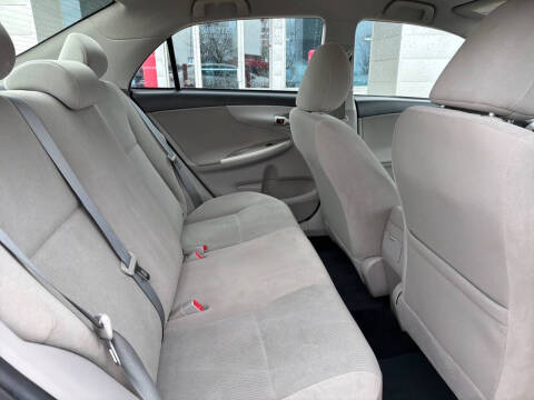 2012 Toyota Corolla LE