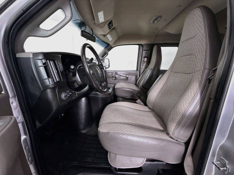 2023 Chevrolet Express LS 2500