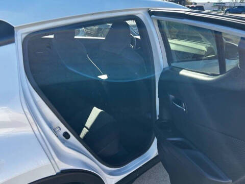 2021 Toyota C-HR XLE