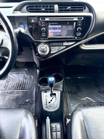2016 Toyota Prius c Four