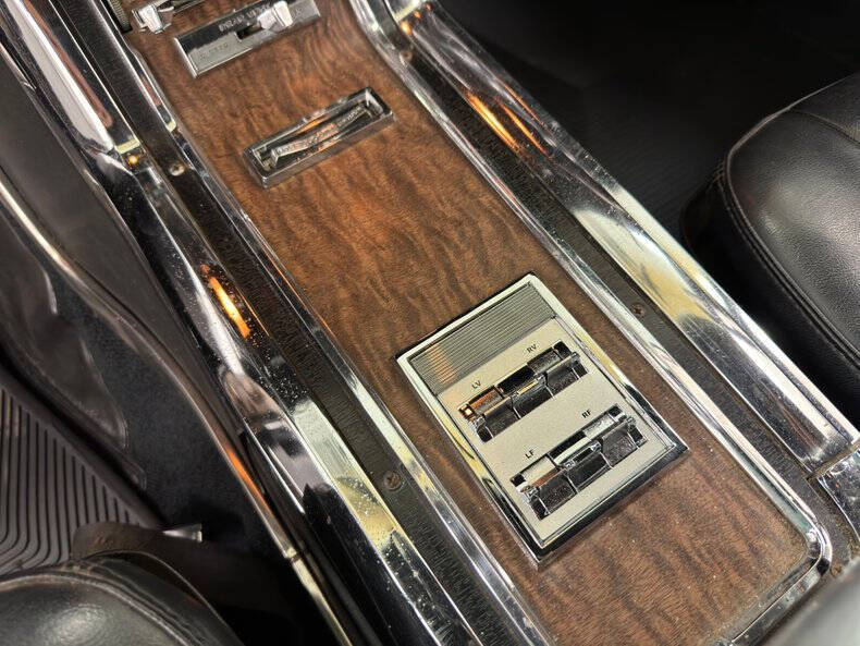 1966 Ford Thunderbird