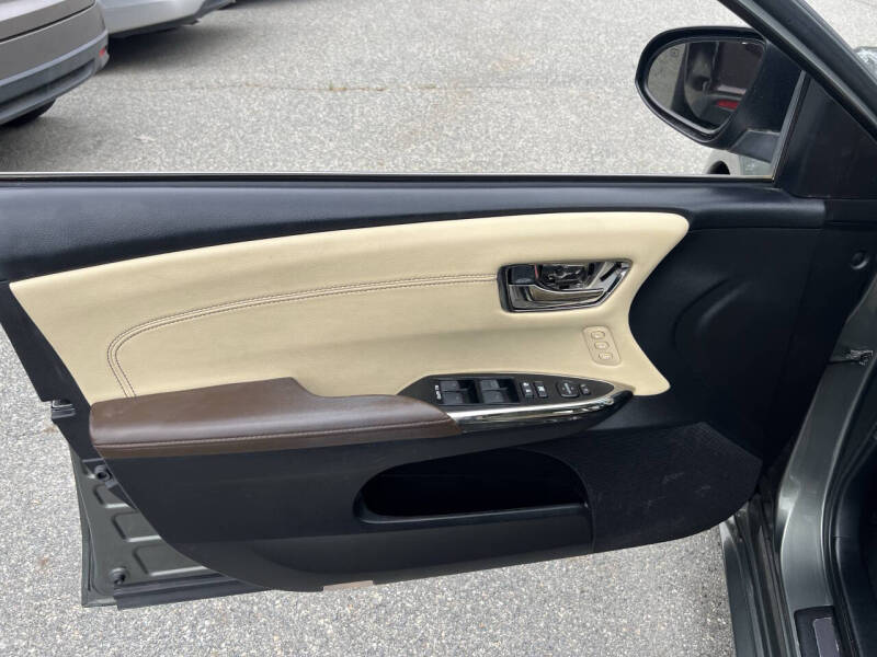 2013 Toyota Avalon Limited