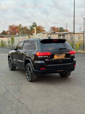 2018 Jeep Grand Cherokee Altitude