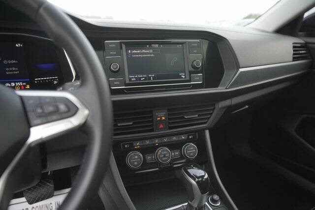 2023 Volkswagen Jetta SE