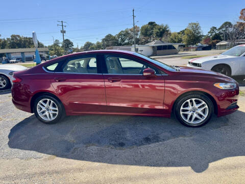 2014 Ford Fusion SE