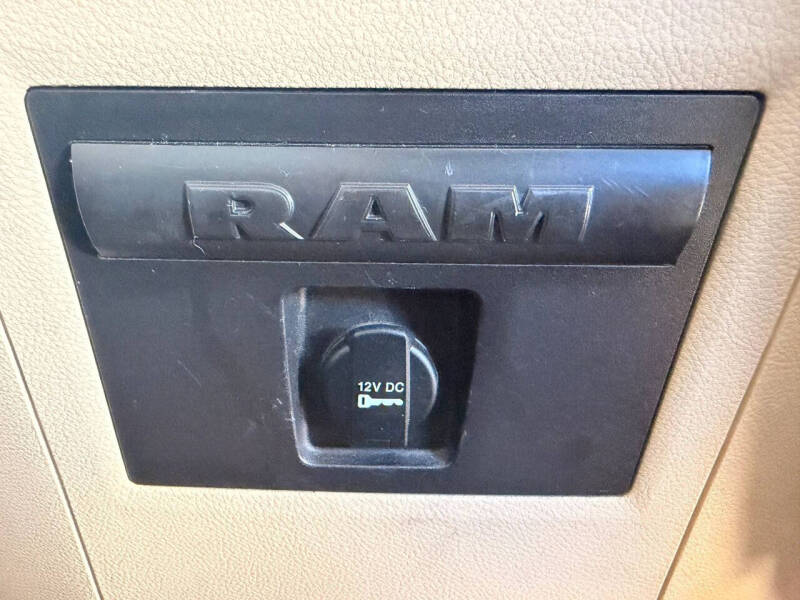 2016 RAM 1500 Laramie