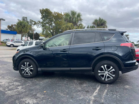 2018 Toyota RAV4 LE