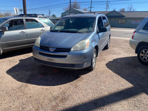2004 Toyota Sienna LE 7 Passenger