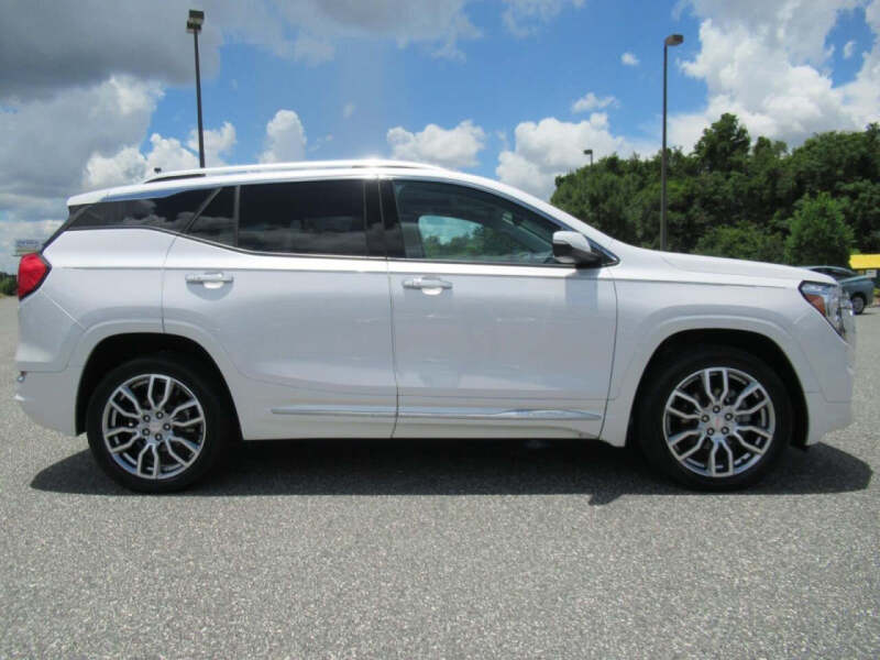 2023 GMC Terrain Denali