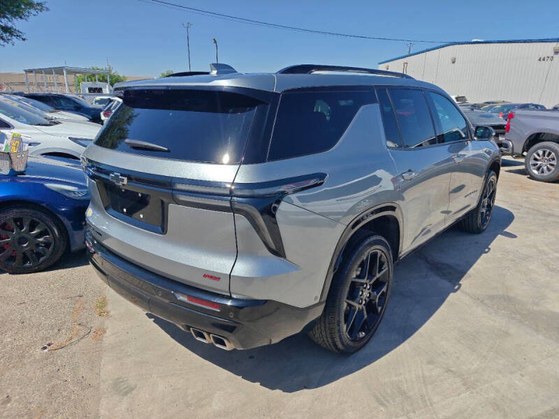 2024 Chevrolet Traverse RS