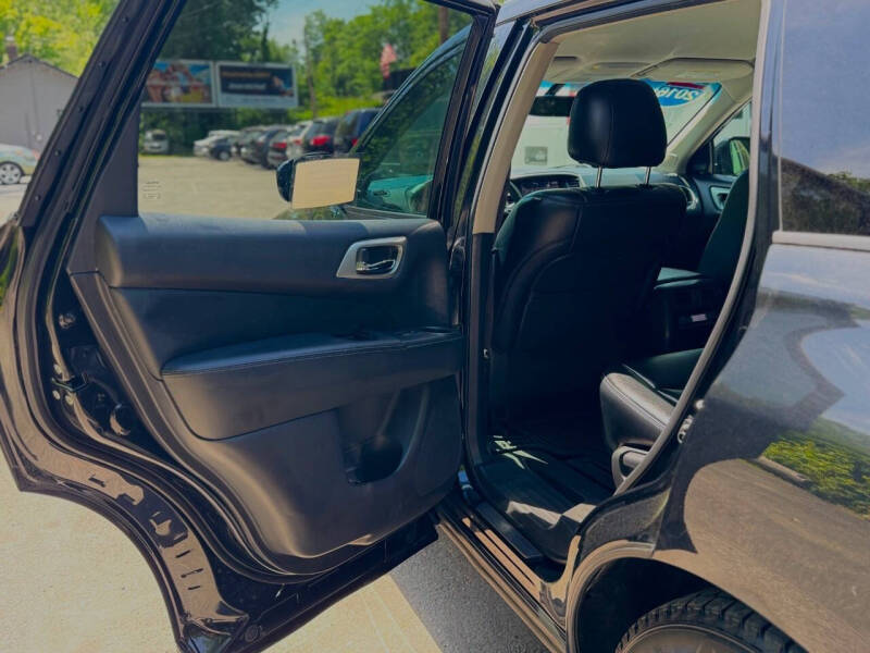 2016 Nissan Pathfinder Platinum