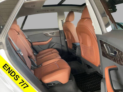 2023 Audi Q8 quattro Premium 55 TFSI
