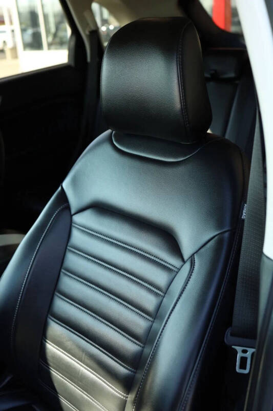 2022 Ford Edge