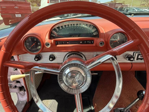 1956 Ford Thunderbird
