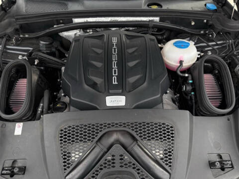 2018 Porsche Macan GTS