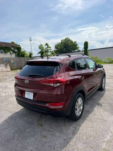 2016 Hyundai Tucson SE