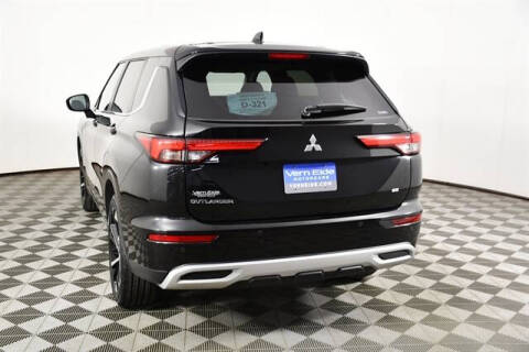 2023 Mitsubishi Outlander SE