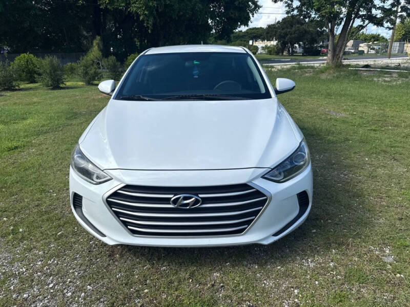 2018 Hyundai Elantra