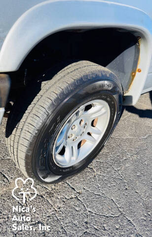 2004 Dodge Dakota SXT