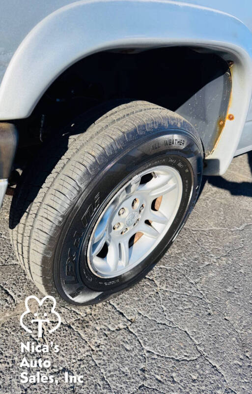 2004 Dodge Dakota SXT