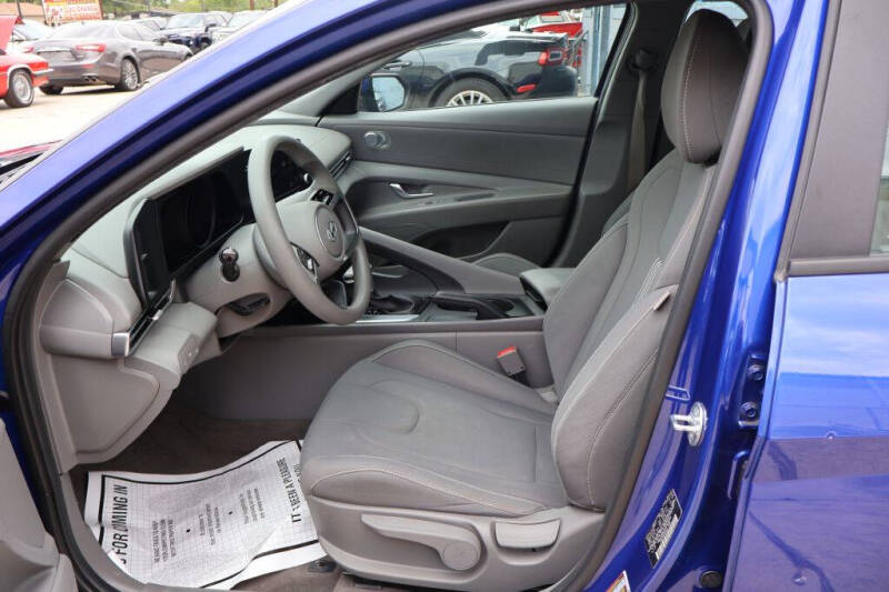 2023 Hyundai Elantra