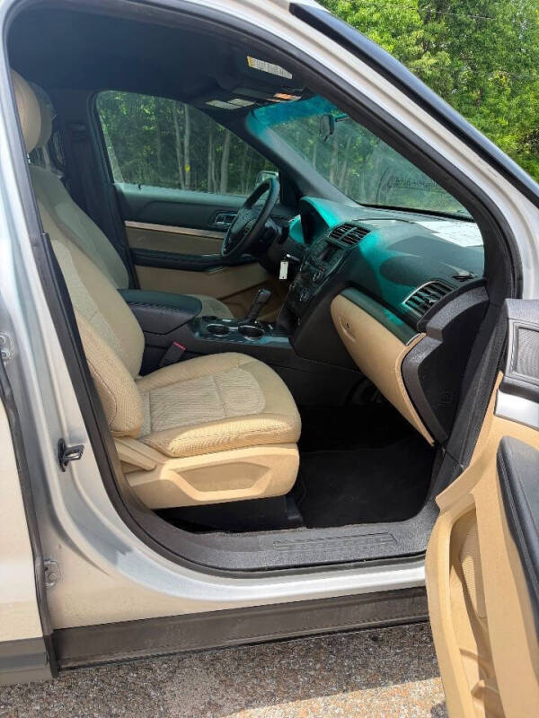 2016 Ford Explorer