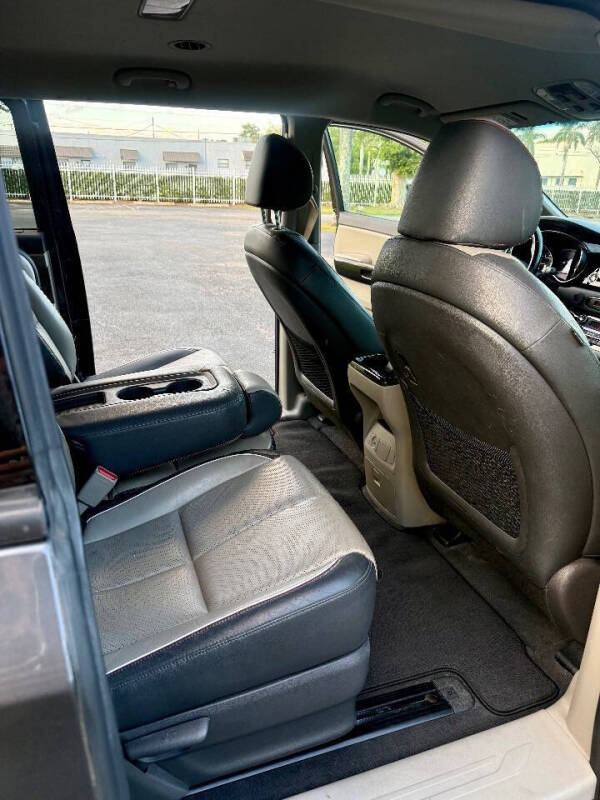 2017 Kia Sedona EX