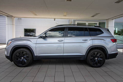 2024 Volkswagen Atlas SE