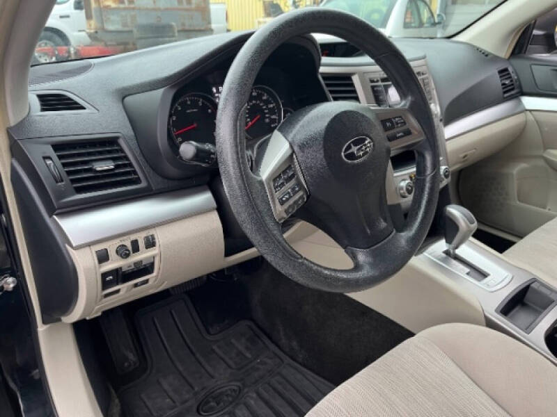 2014 Subaru Outback 2.5i