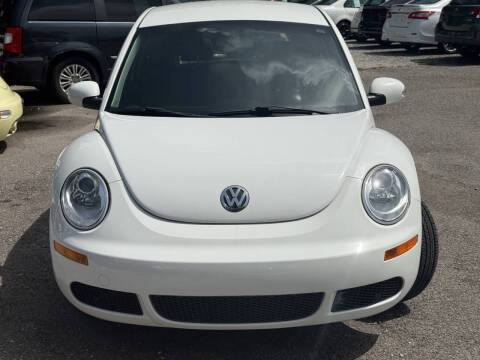 2010 Volkswagen New Beetle