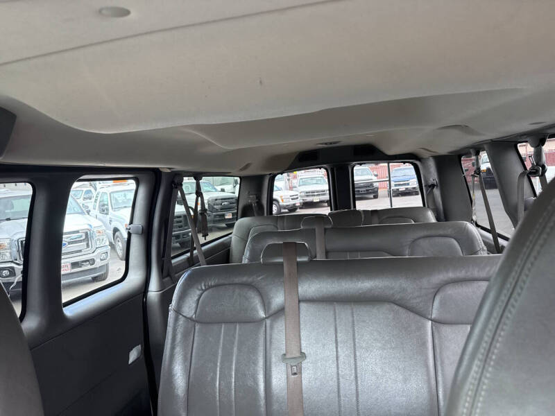 2015 Chevrolet Express LS 2500
