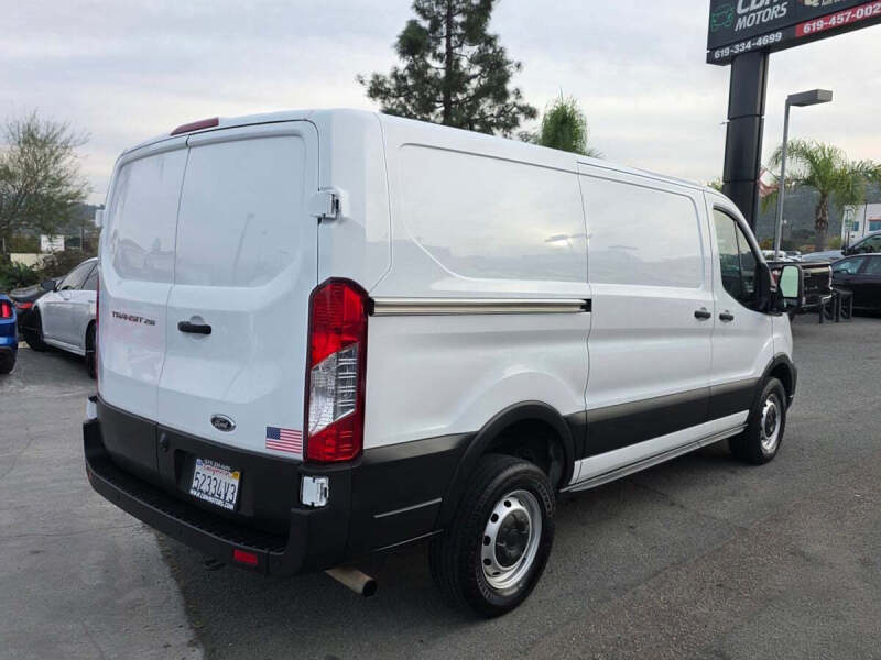 2023 Ford Transit