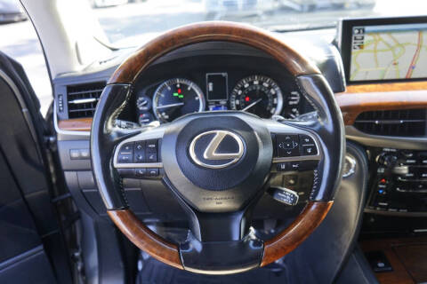 2016 Lexus LX 570