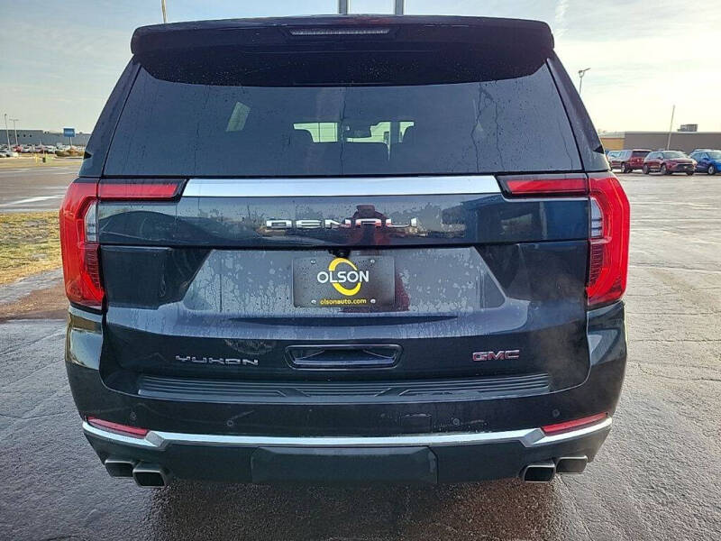 2025 GMC Yukon Denali