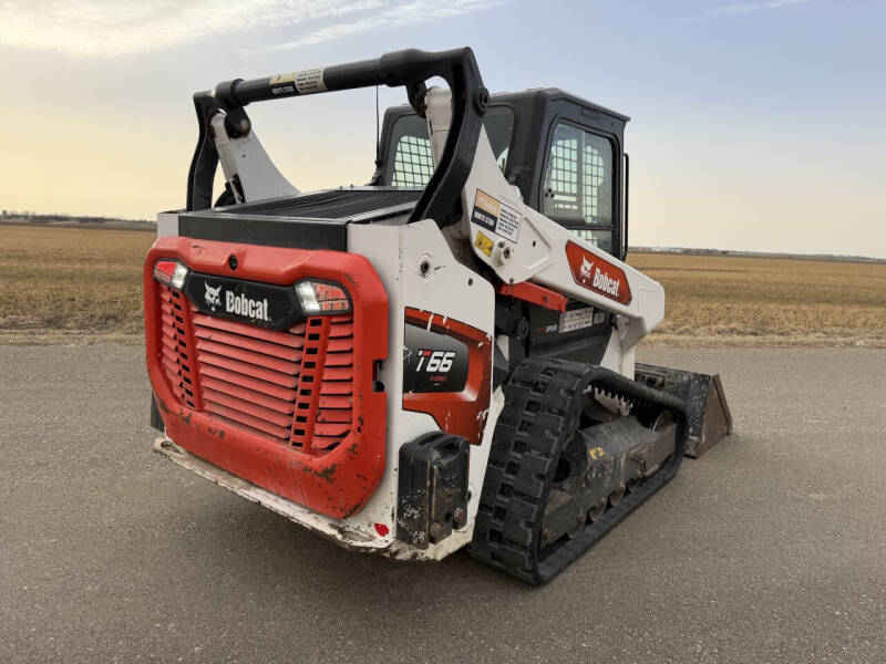2021 Bobcat T66