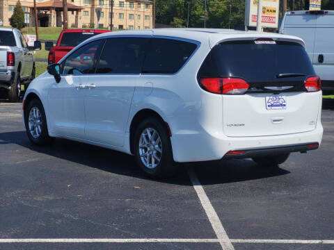2026 Chrysler Voyager LX