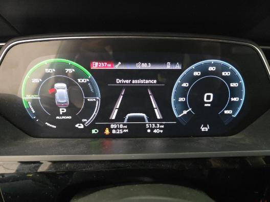 2022 Audi e-tron quattro Premium