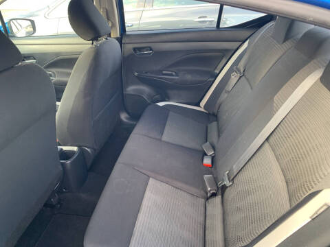 2021 Nissan Versa SV