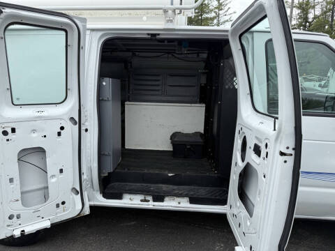 2011 Ford E-Series E-250