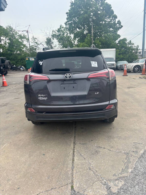 2017 Toyota RAV4 LE