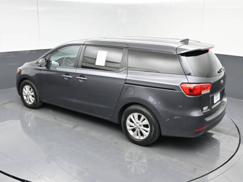 2017 Kia Sedona LX
