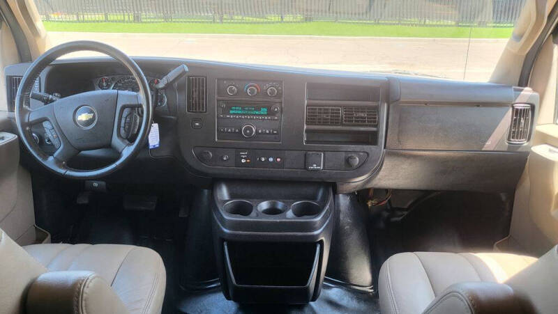 2020 Chevrolet Express 2500