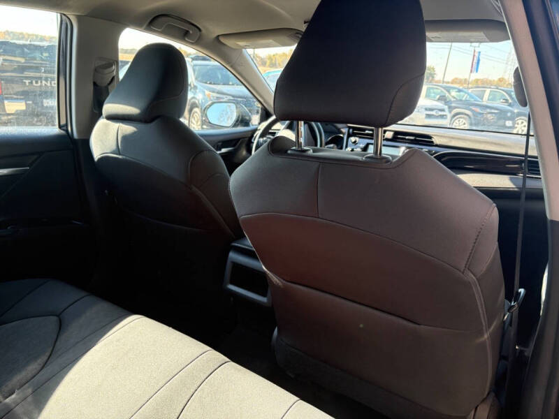 2020 Toyota Camry LE