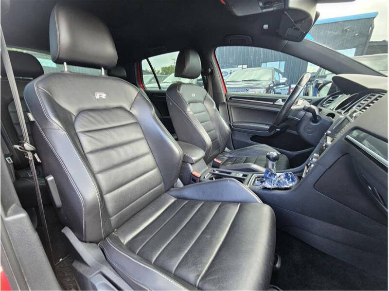 2016 Volkswagen Golf R