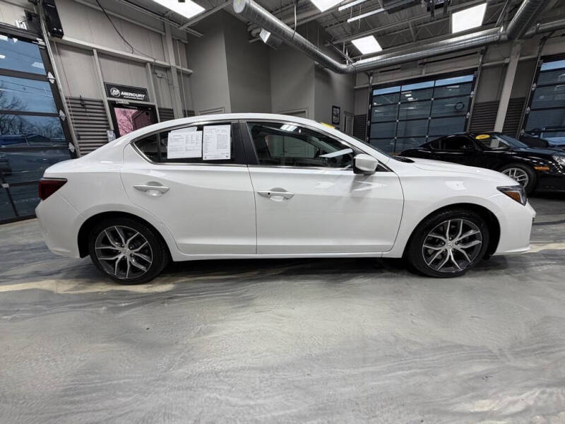 2019 Acura ILX w/Premium