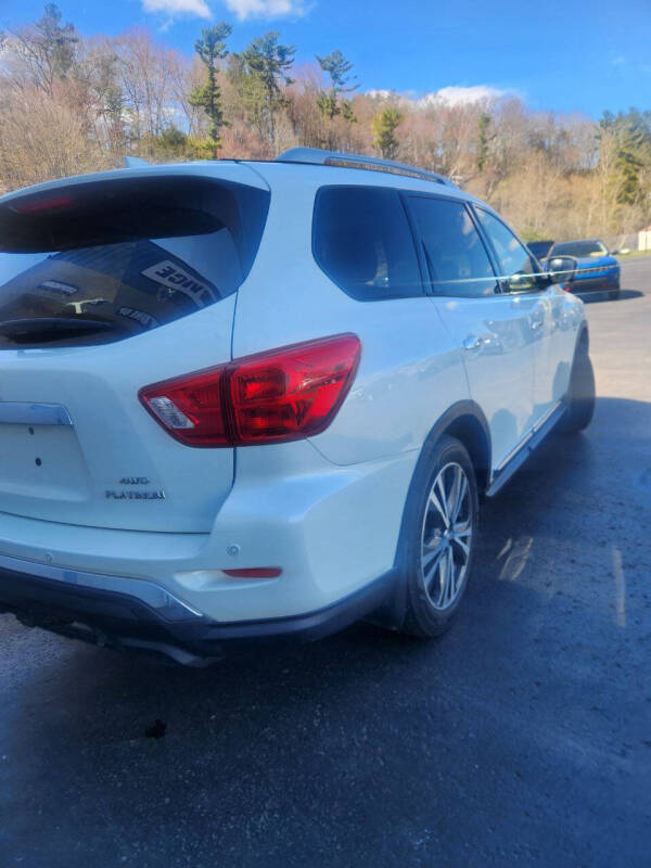 2020 Nissan Pathfinder Platinum