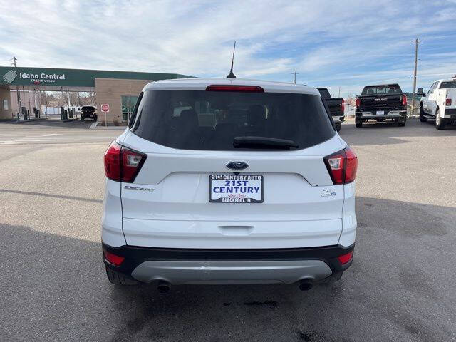 2019 Ford Escape SE