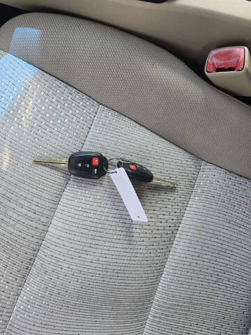 2012 Toyota Camry LE