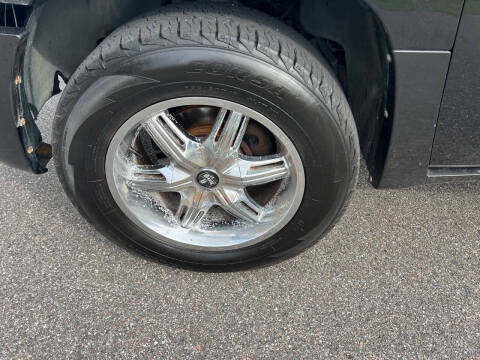 2008 Mitsubishi Raider LS